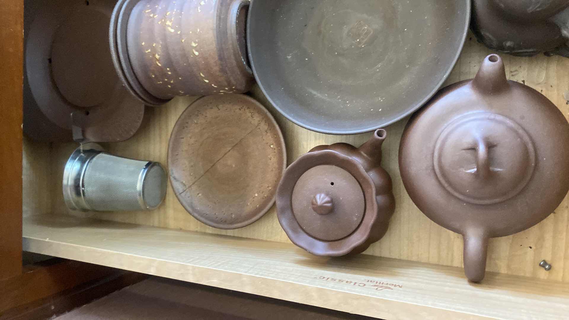 Photo 1 of BAR CONTENTS IN DRAWER - TEA