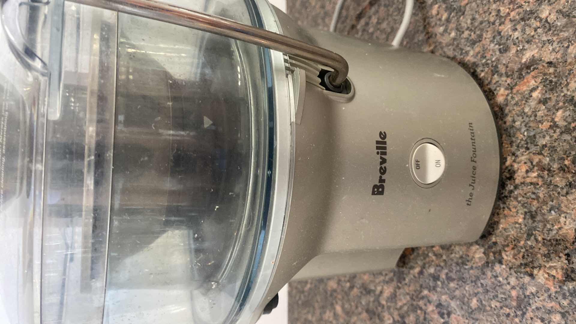 Photo 1 of BREVILLE JUICER