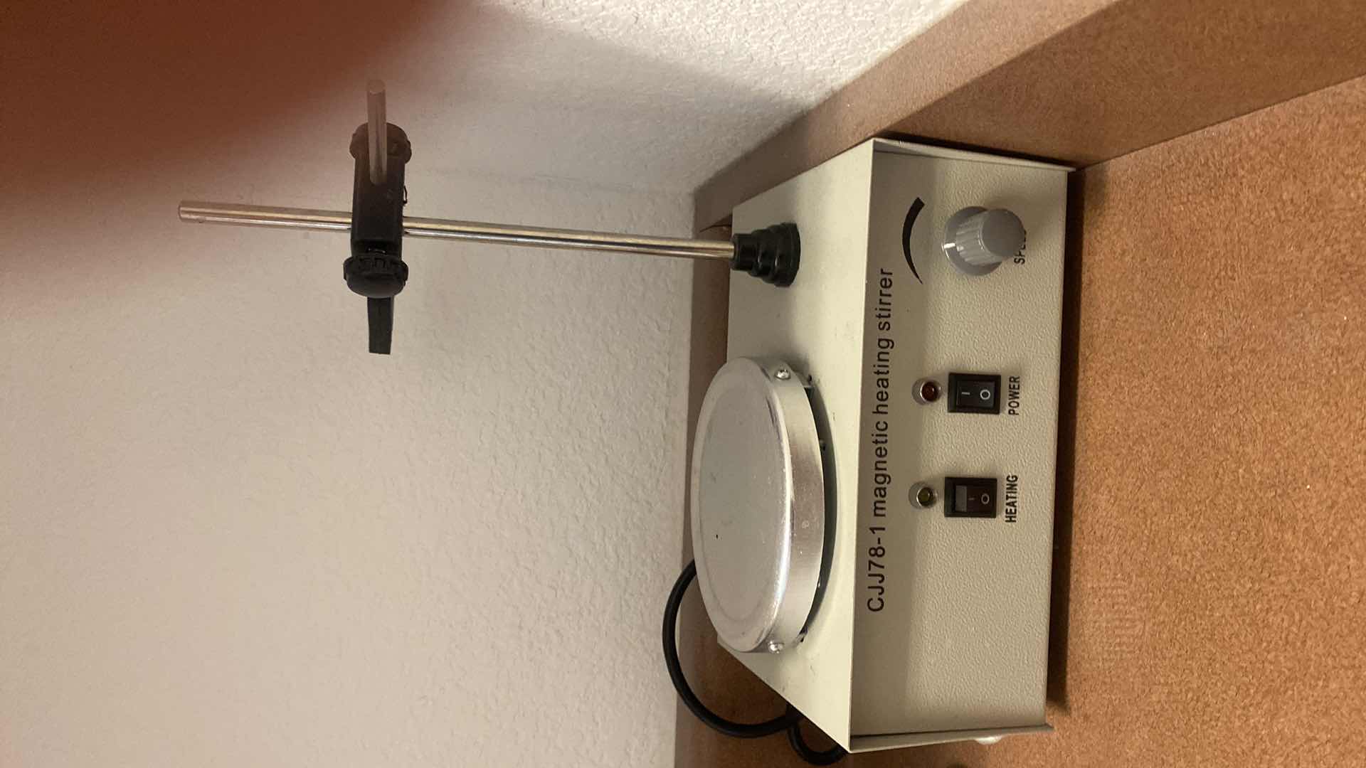 Photo 1 of CJJ78-1 MAGNETIC HEATING STIRRER