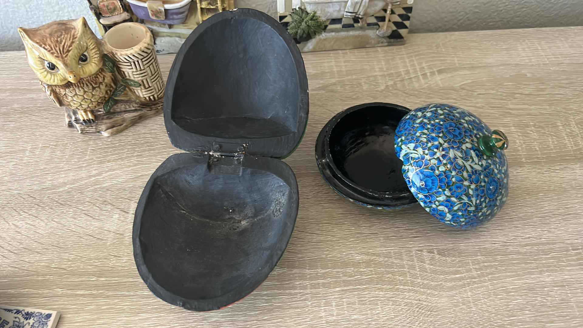 Photo 1 of MISC HOME DECOR ASSORTMENT (TILES 5.5” x 5.5”