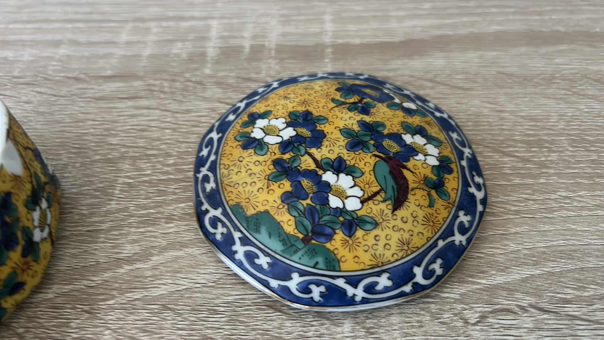 Photo 1 of KUTANI HAND DECORATED PORCELAIN TRINKET BOX 4 inches five 1 1/2 inches