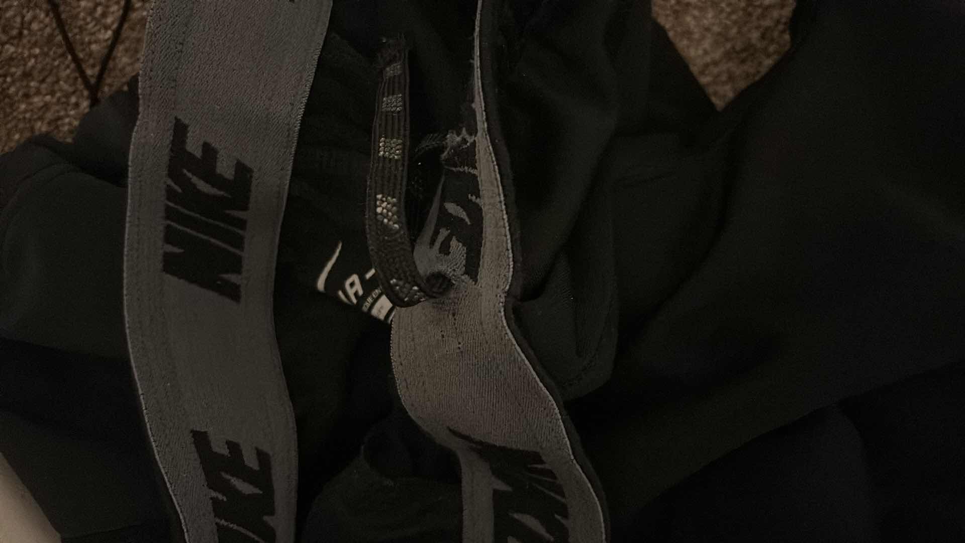 Photo 1 of 9 - MENS SWEATPANTS SIZE L XL XXL