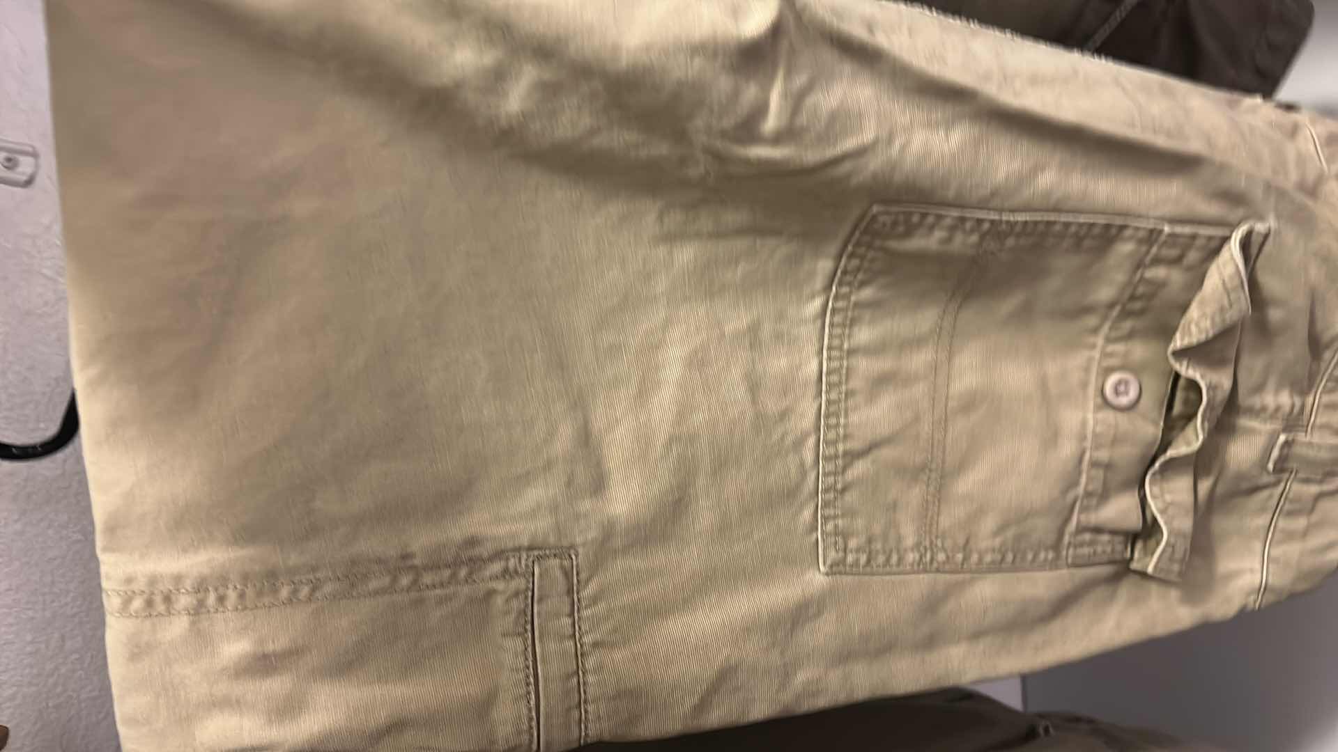 Photo 1 of MENS CLOTHING ASSORTMENT LARGE SIZES (PANTS 40/30 & 42/30)