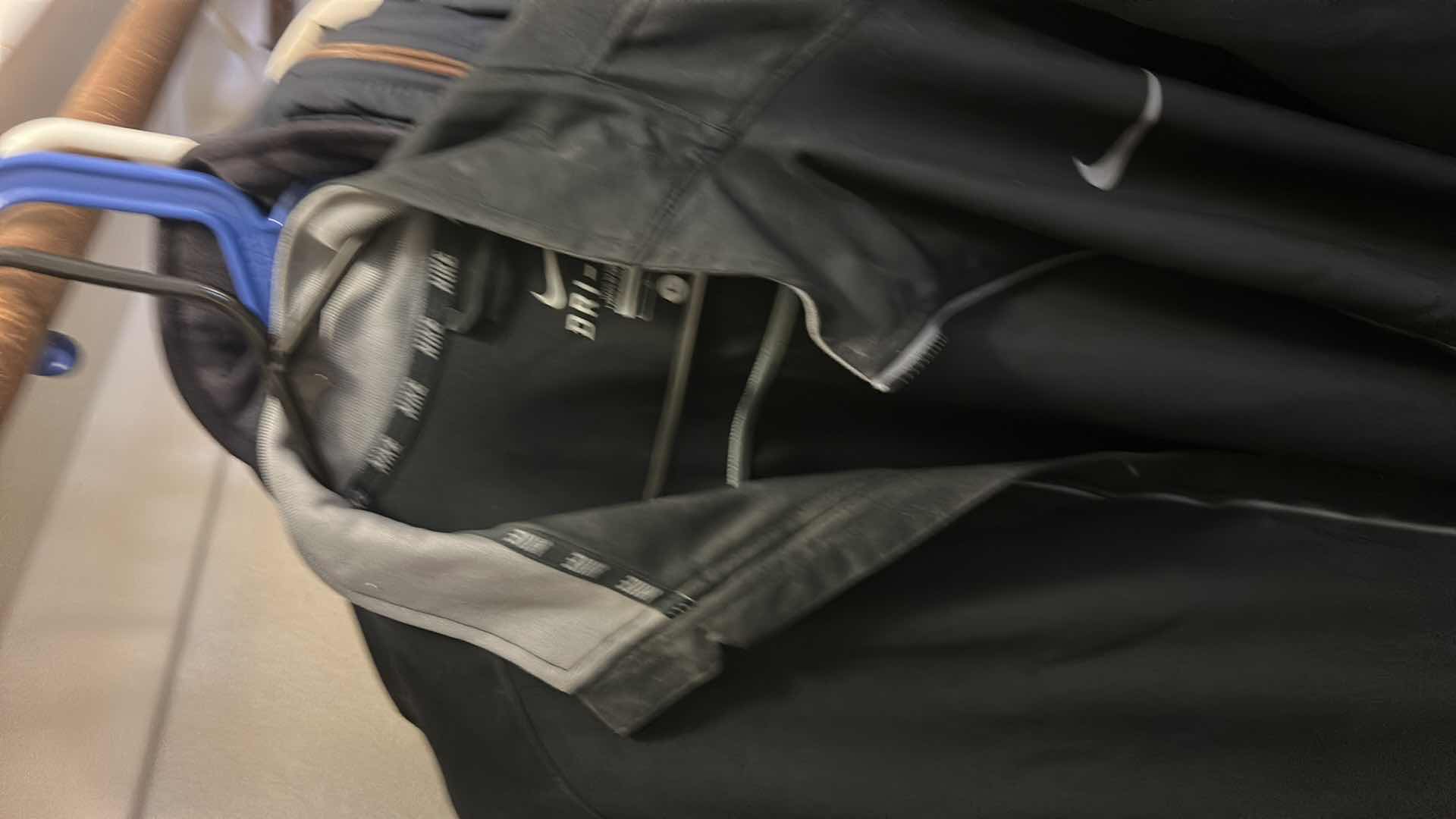 Photo 1 of MENS CLOTHING ASSORTMENT L / XXL