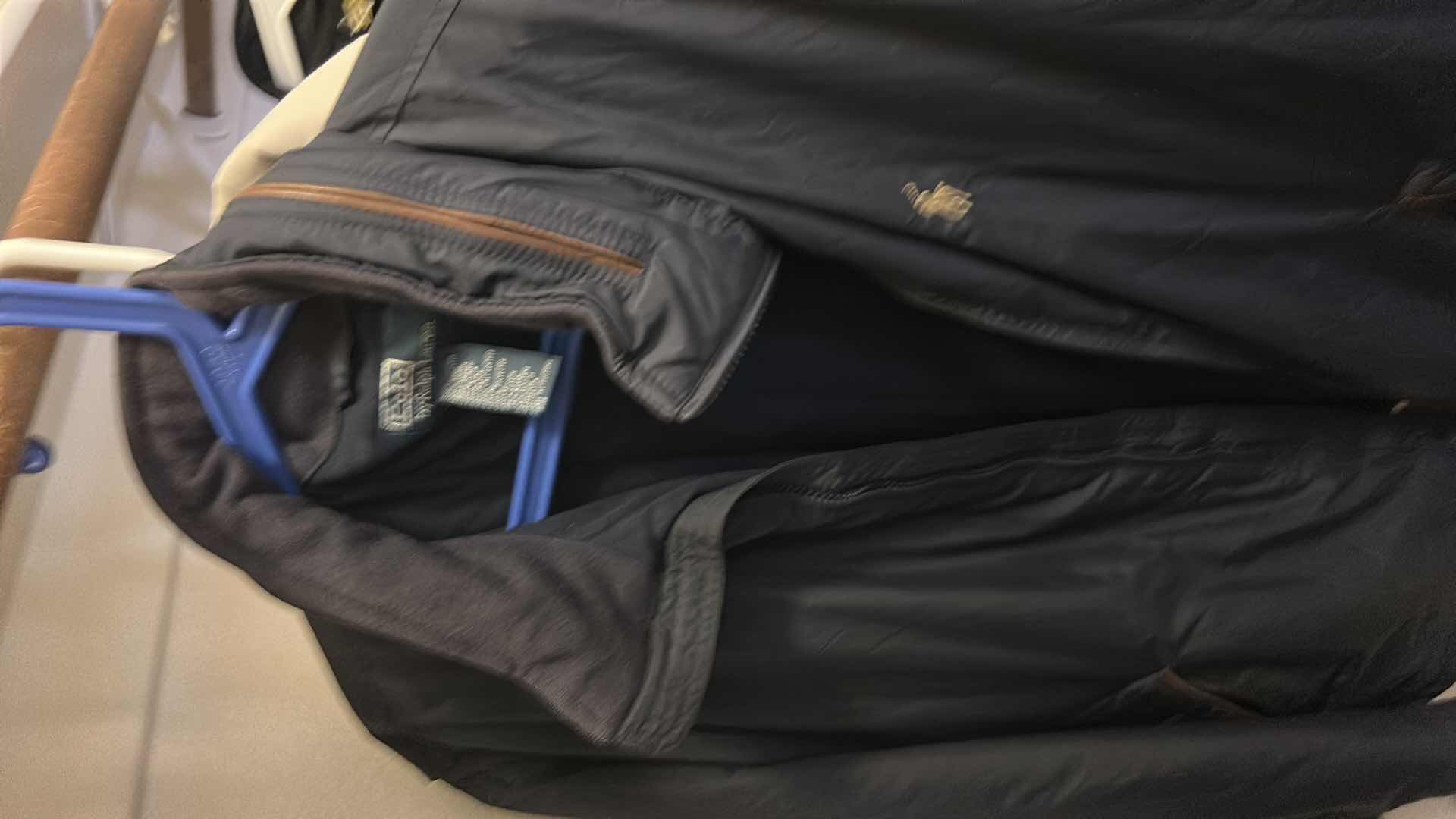 Photo 1 of MENS CLOTHING ASSORTMENT L / XXL