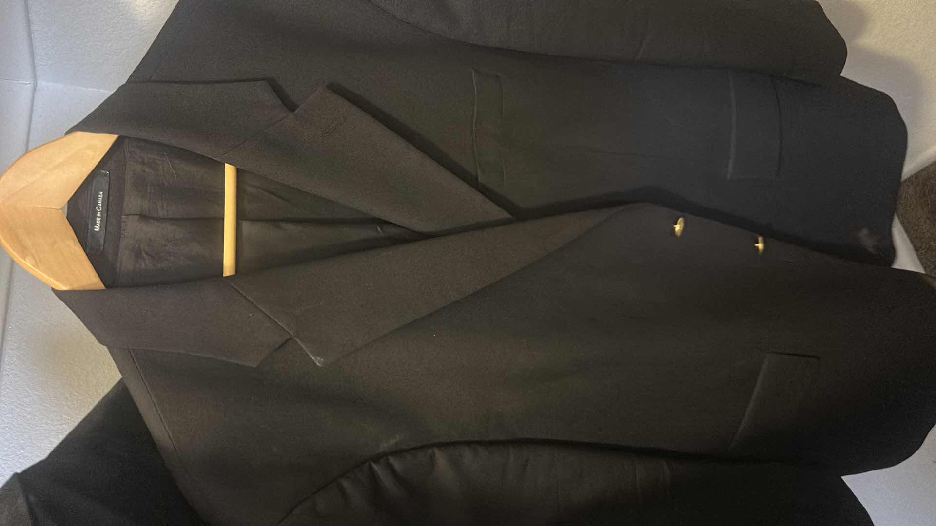 Photo 1 of MENS CLOTHING ASSORTMENT- RALPH LAUREN, POLO AND MORE L - XXL