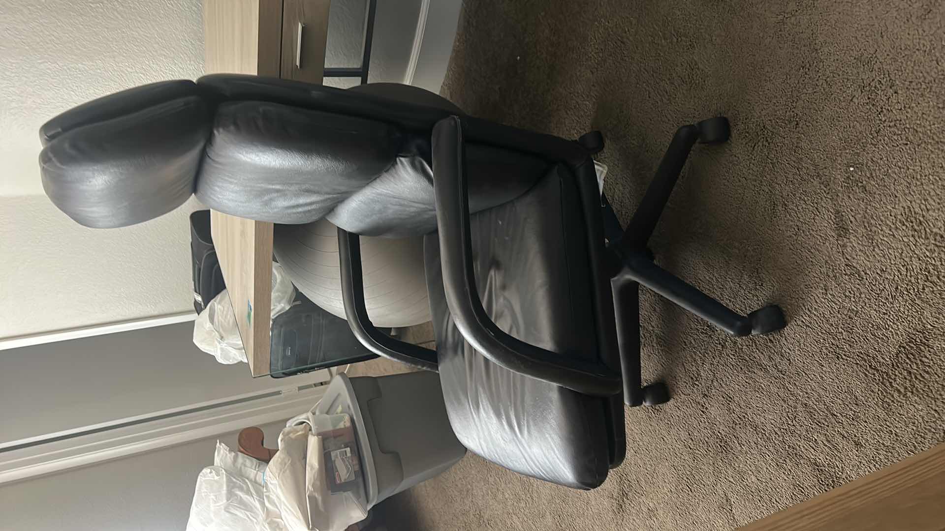 Photo 1 of OFFICE DESK CHAIR