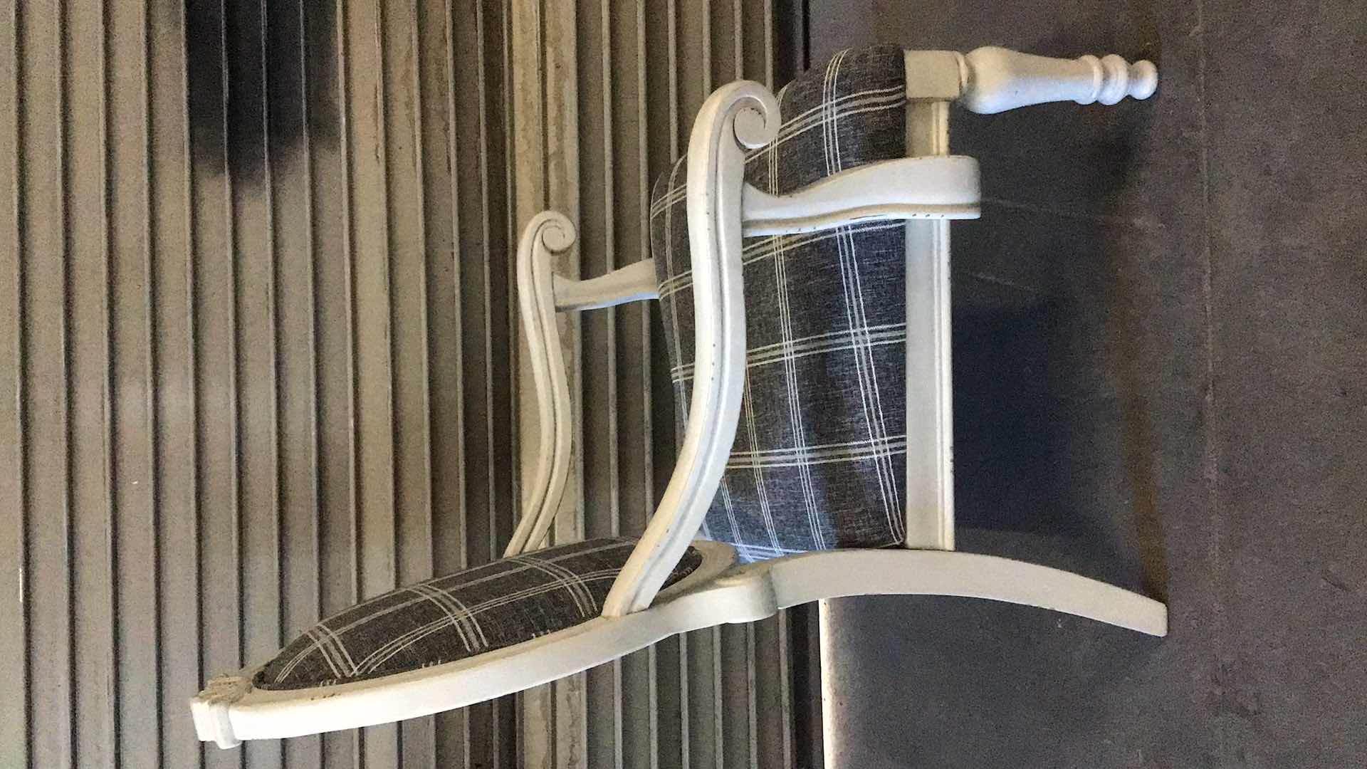 Photo 1 of ASHLEY FURNITURE KORNELIA CHARCOAL PLAID ACCENT CHAIR A3000245 28" X 27" H41.5"