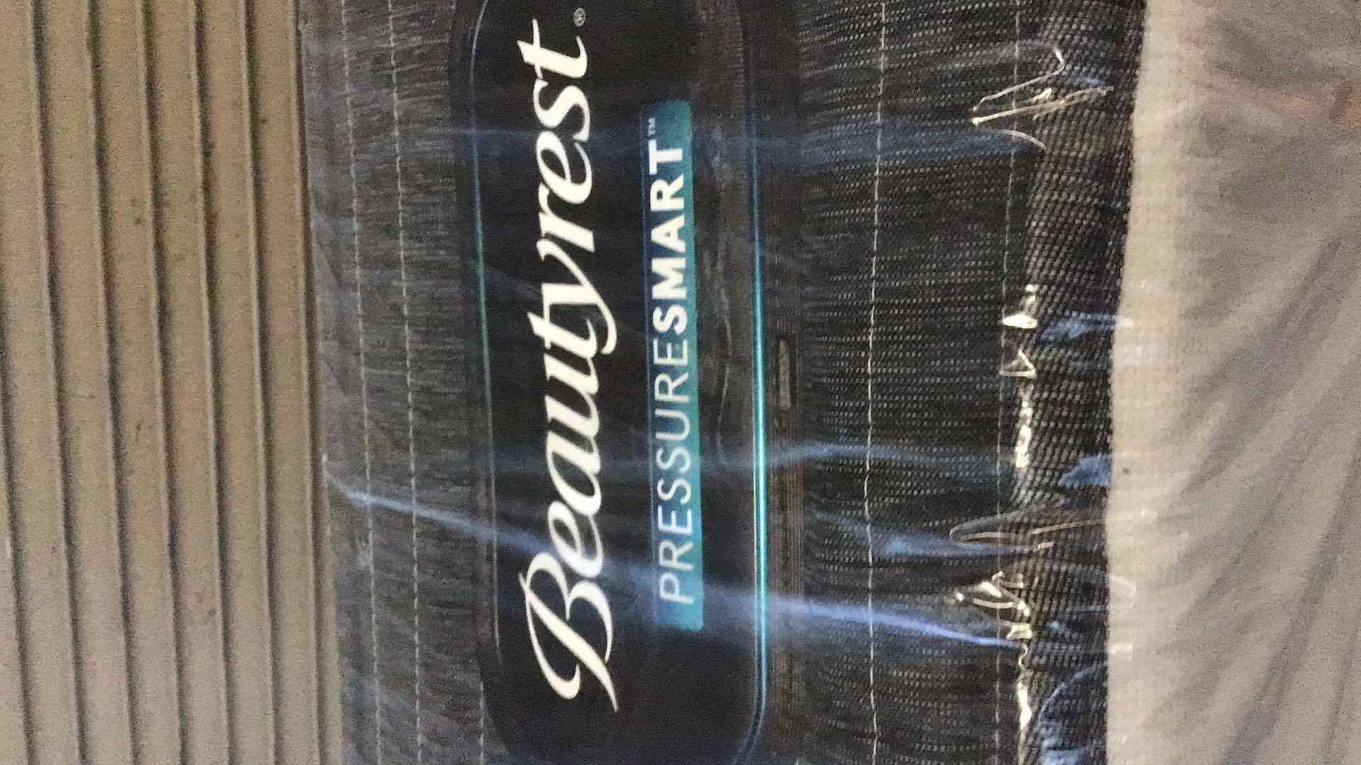 Photo 3 of BEAUTYREST PRESSURE SMART QUEEN MATTRESS 80” X 60”