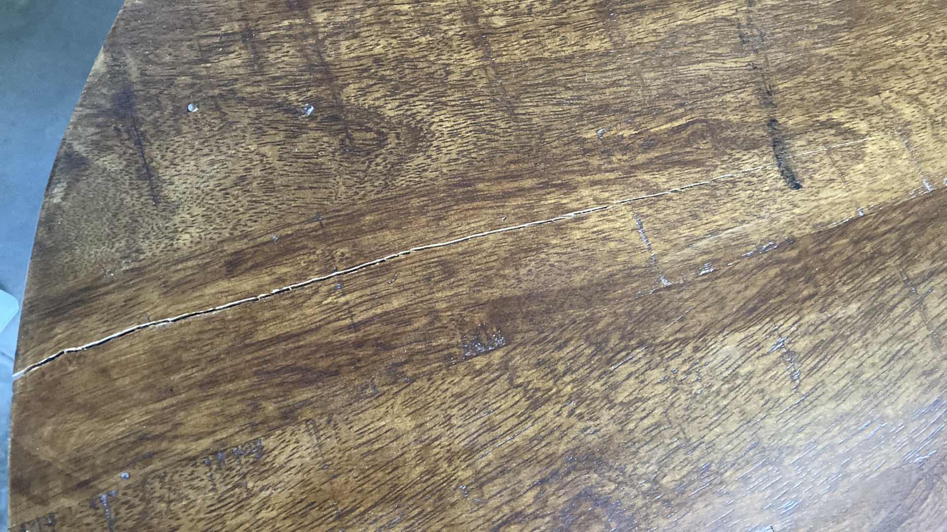 Photo 1 of JOFRAN GLOBAL CARVED SPIRAL PEDESTAL MANGO WOOD TABLE