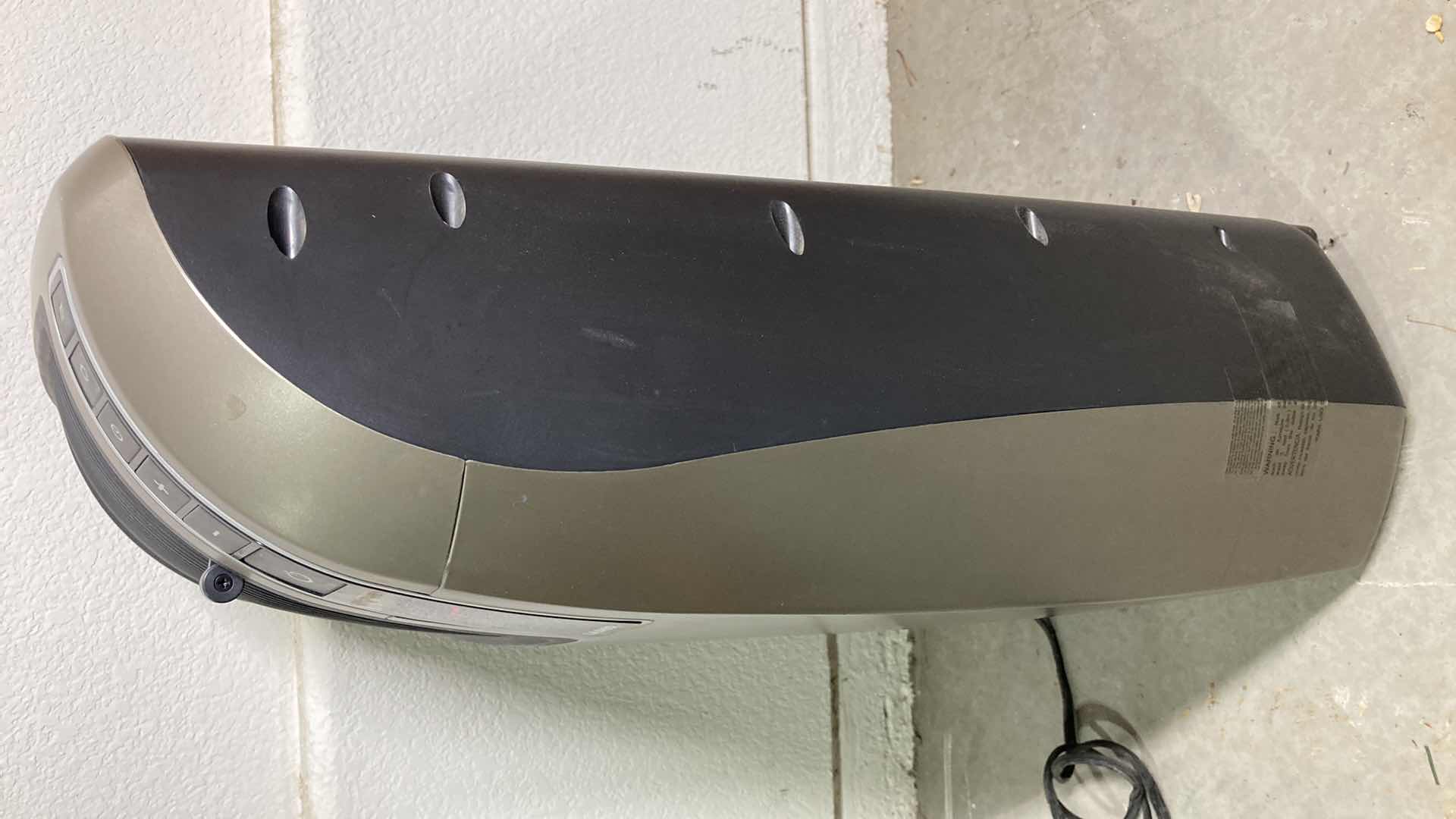 Photo 1 of LASKO MOVABLE AIR HEATER MODEL 5842 W REMOTE