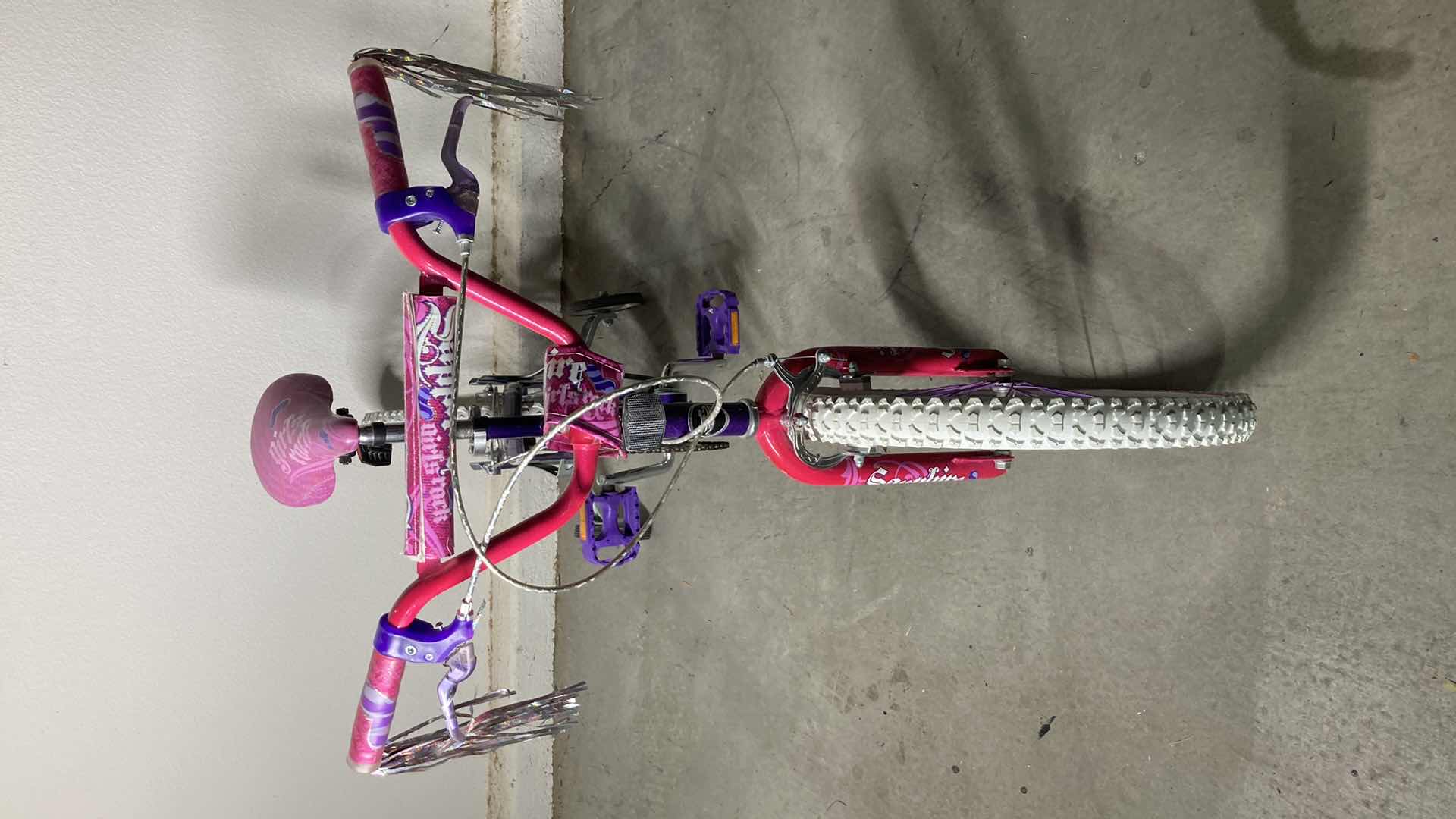 Photo 1 of DYNACRAFT AVIGO SAPPHIRE GIRLS ROCK KIDS BICYCLE W TRAINING WHEELS & DISNEY PRINCESSES HELMET