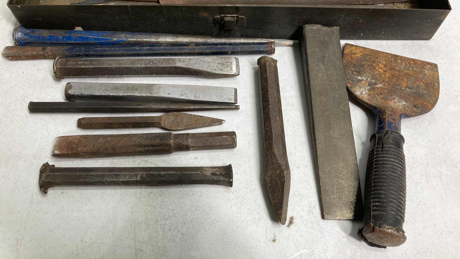 Photo 1 of CHISEL & FILE KIT W TOOL BOX 18.25” X 6” H2”