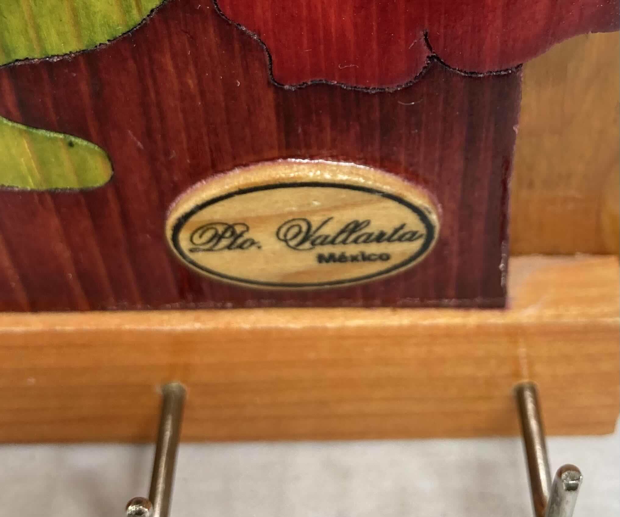 Photo 1 of TROPICAL TOUCAN HAND CARVED KEY HOLDER 6” X 9”