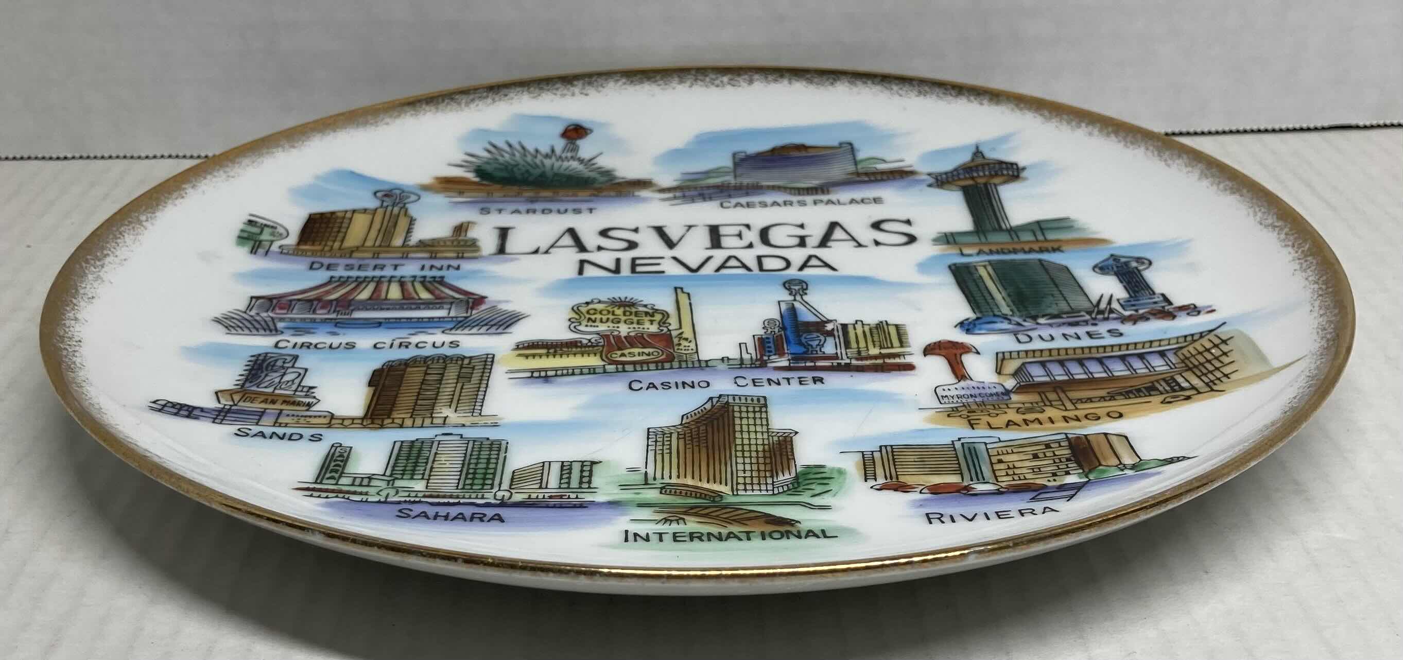 Photo 1 of OLD LAS VEGAS SOUVENIR PORCELAIN DECORATIVE PLATE 1950 10.25”