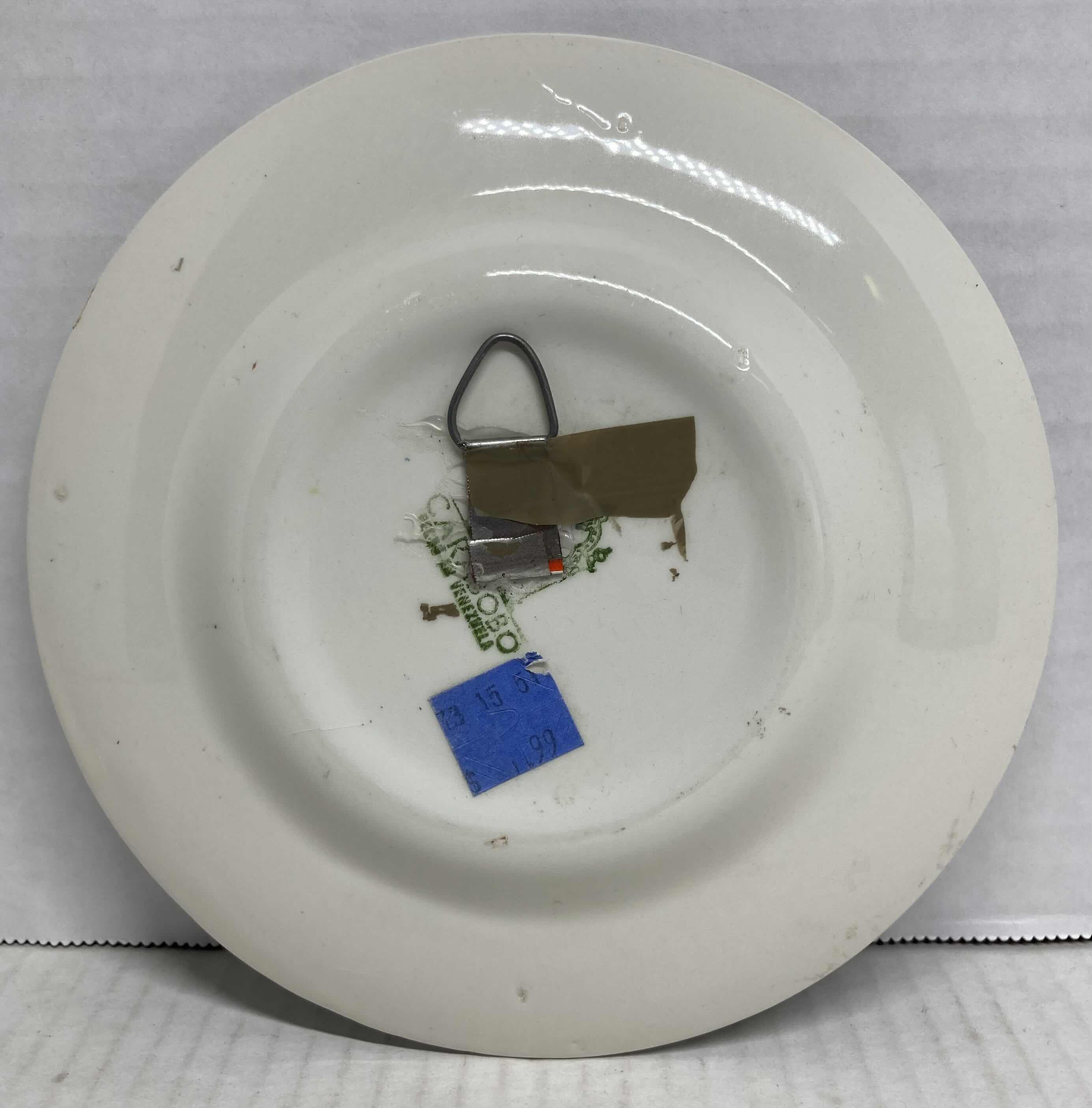 Photo 1 of VENEZUELA CERAMIC HANGING PLATE ART 6.5”