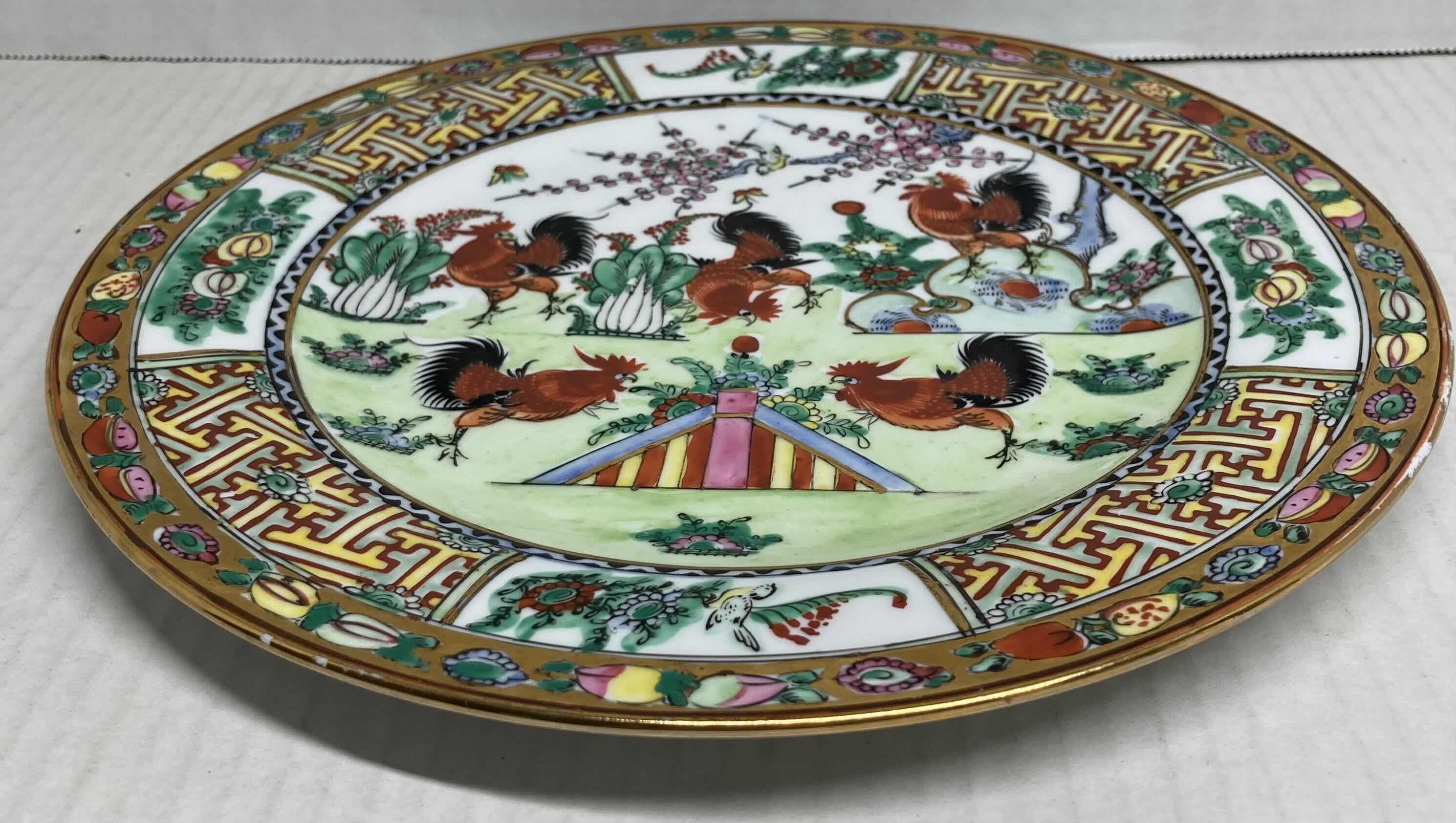 Photo 1 of ROOSTERS CHINESE PORCELAIN DECORATIVE PLATE 9.5”