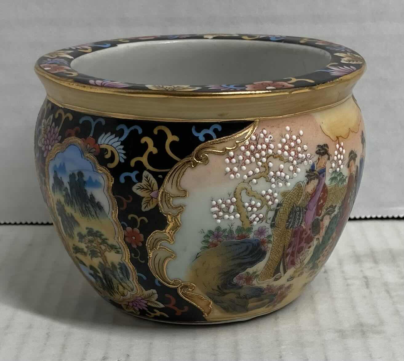 Photo 1 of GEISHA MINI PORCELAIN FISH BOWL PLANTER 3” X 4”