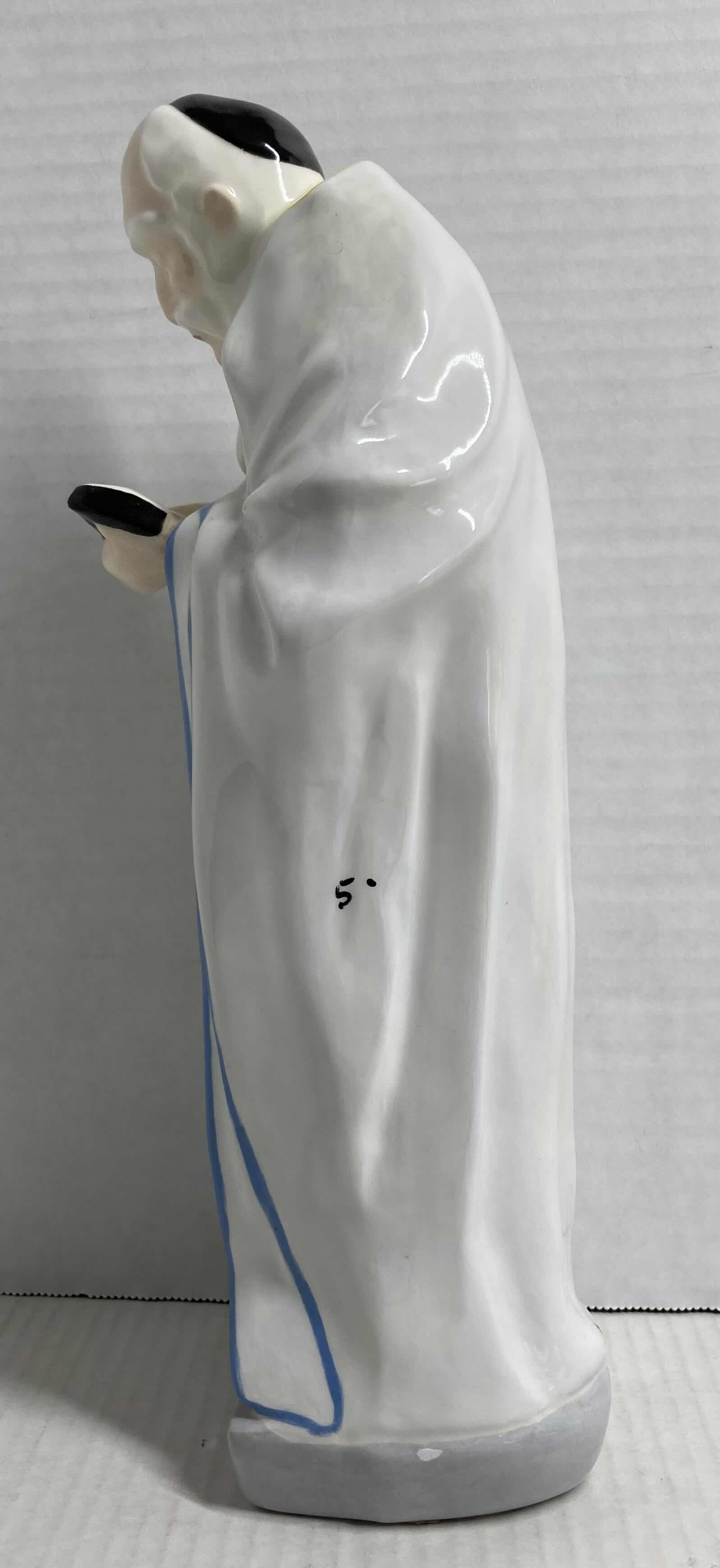 Photo 1 of ISRAELI CHASIDIC MAN CERAMIC FIGURINE 1998 BY ARTIST CHAIM H13”