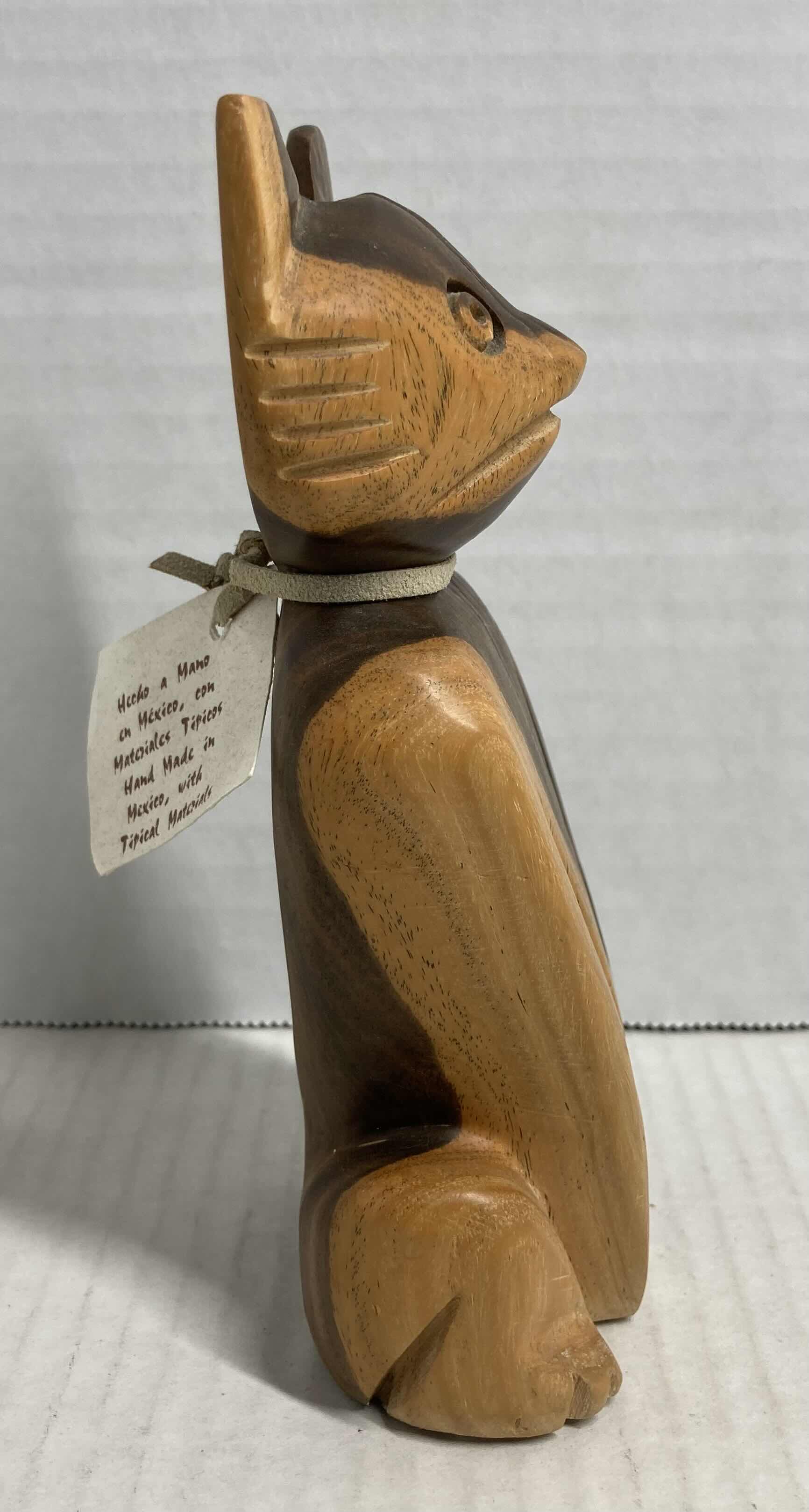 Photo 1 of CAT WOODEN MEXICAN HAND CARVED SCULPTURE H6”