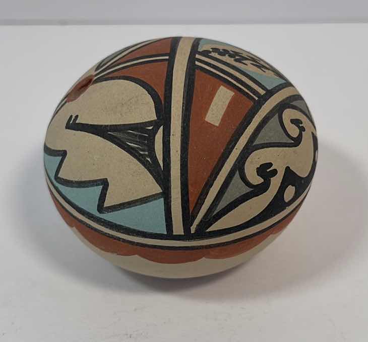Photo 1 of NATIVE AMERICAN JEMEZ MINI POTTERY H2”