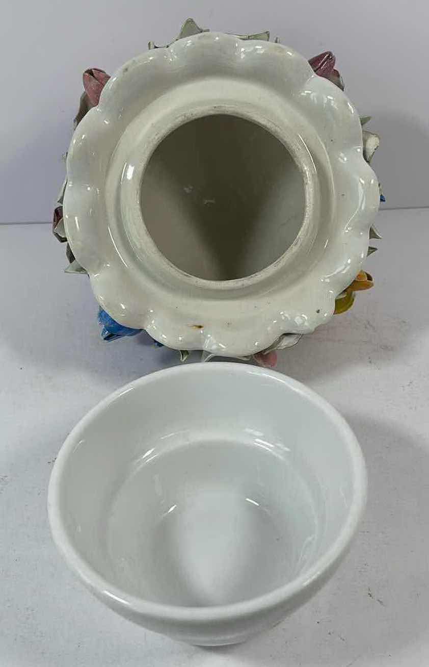 Photo 1 of PORCELANA BY WORLD TABLEWARE BOUQUET AND CERAMIC CUP H7”