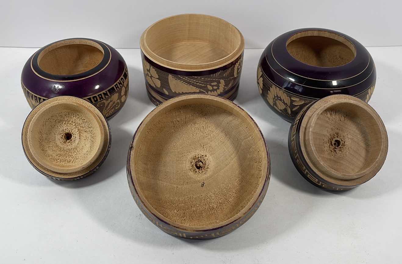 Photo 1 of HUGO SALDIVAR MEXICO HAND CRAVED LIDDED TRINKET BOWLS (3) (H5” LARGE BOWL)