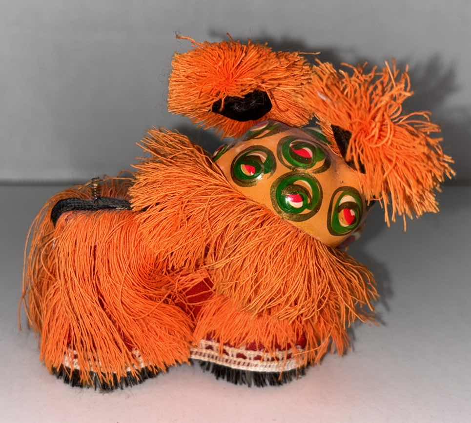 Photo 4 of VINTAGE CHINESE BOBBLEHEAD PARADE DRAGON, HAND PAINTED W ORANGE FRINGE & CHINESE BAODING BALL W PANDAS