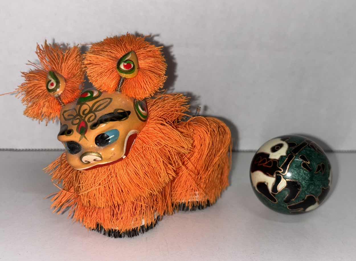 Photo 1 of VINTAGE CHINESE BOBBLEHEAD PARADE DRAGON, HAND PAINTED W ORANGE FRINGE & CHINESE BAODING BALL W PANDAS