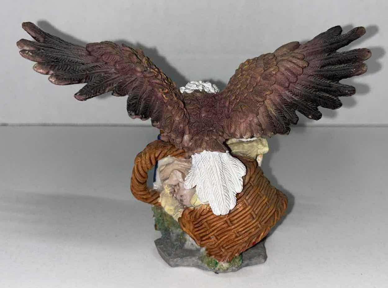 Photo 1 of AMERICAN EAGLE IN BASKET W FLAG FIGURINE 6.75” X 4.75”