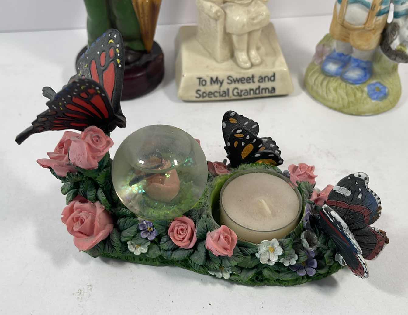 Photo 2 of HOME DECOR FIGURINES & CANDLES