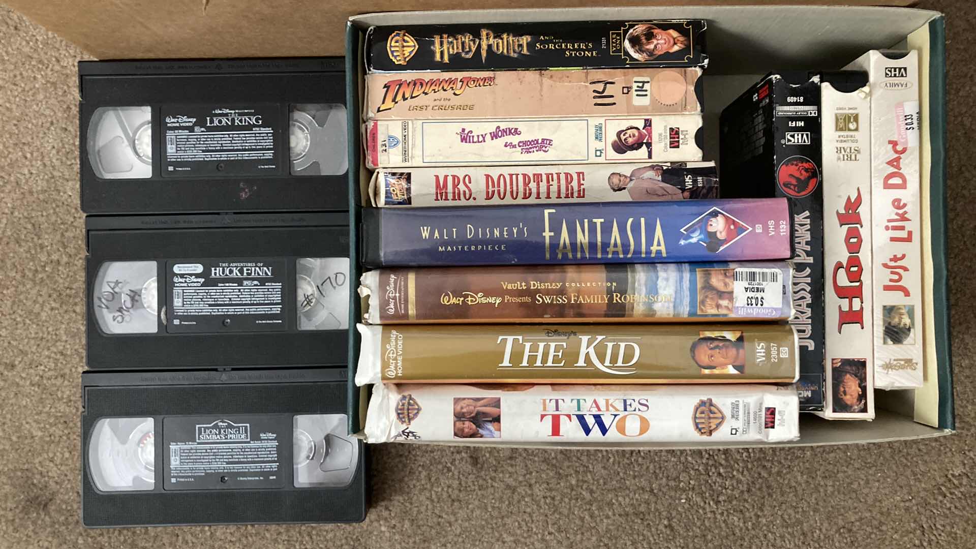Photo 1 of VHS DISNEY & KIDS MOVIES (32)