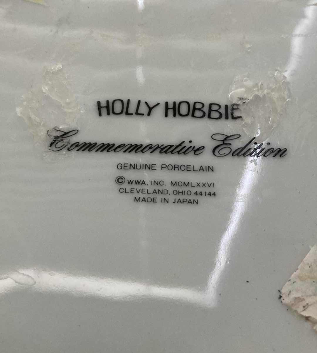 Photo 1 of HOLLY HOBBIE A MOTHERS LOVE BLOOMS FOREVER HAPPY MOTHERS DAY PORCELAIN PLATE W STAND 10.5”