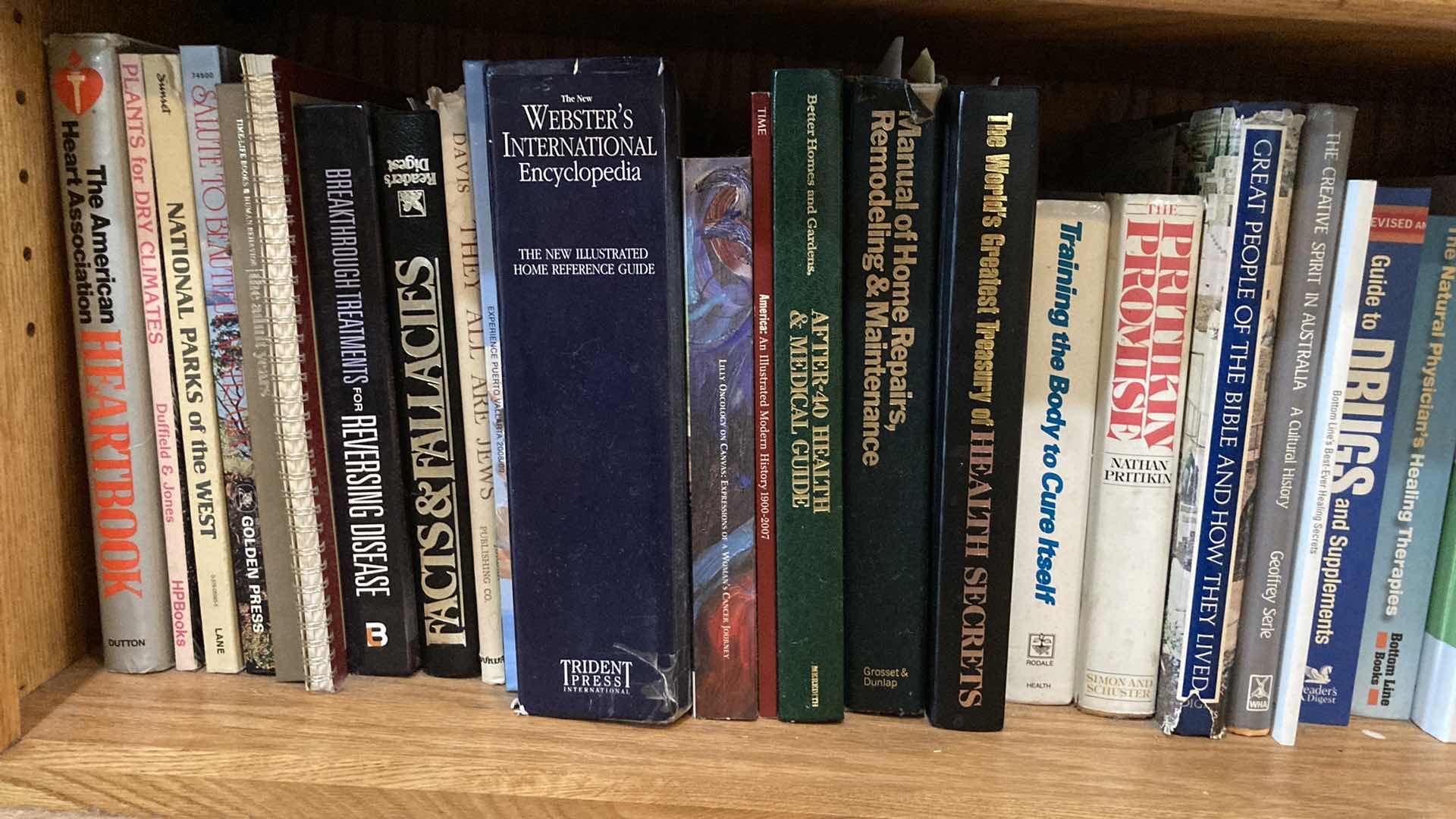 Photo 1 of BOOKS- VARIOUS TILES (APPROX 90+)