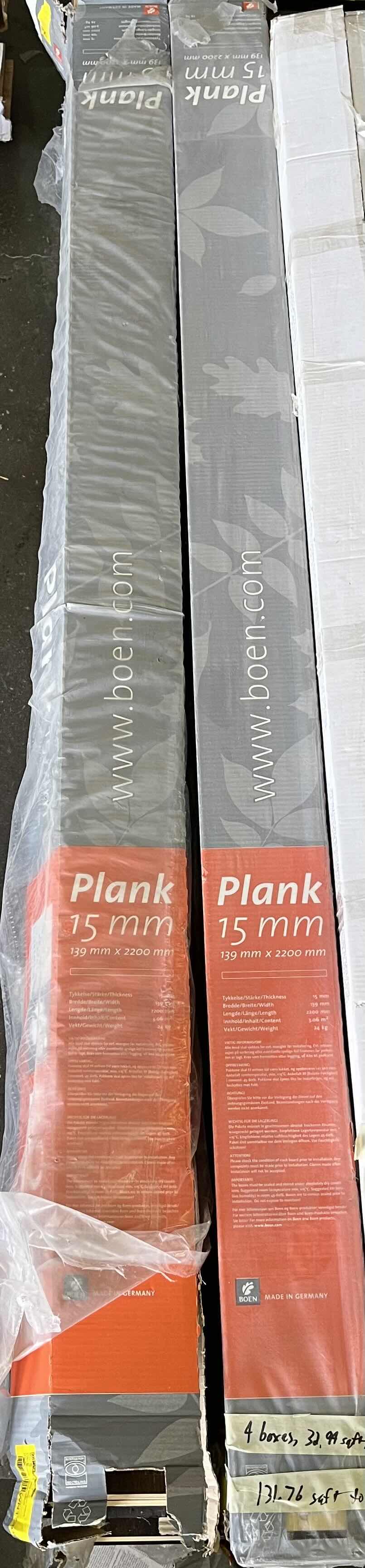 Photo 1 of BOEN WENGE FALL LANGEN WOOD FINISH GLUE DOWN HARDWOOD PLANK FLOORING 5.60” X RANDOM LENGTH (32.94sqft PER CASE/4CASES APPROX. 131.76sqft TOTAL)