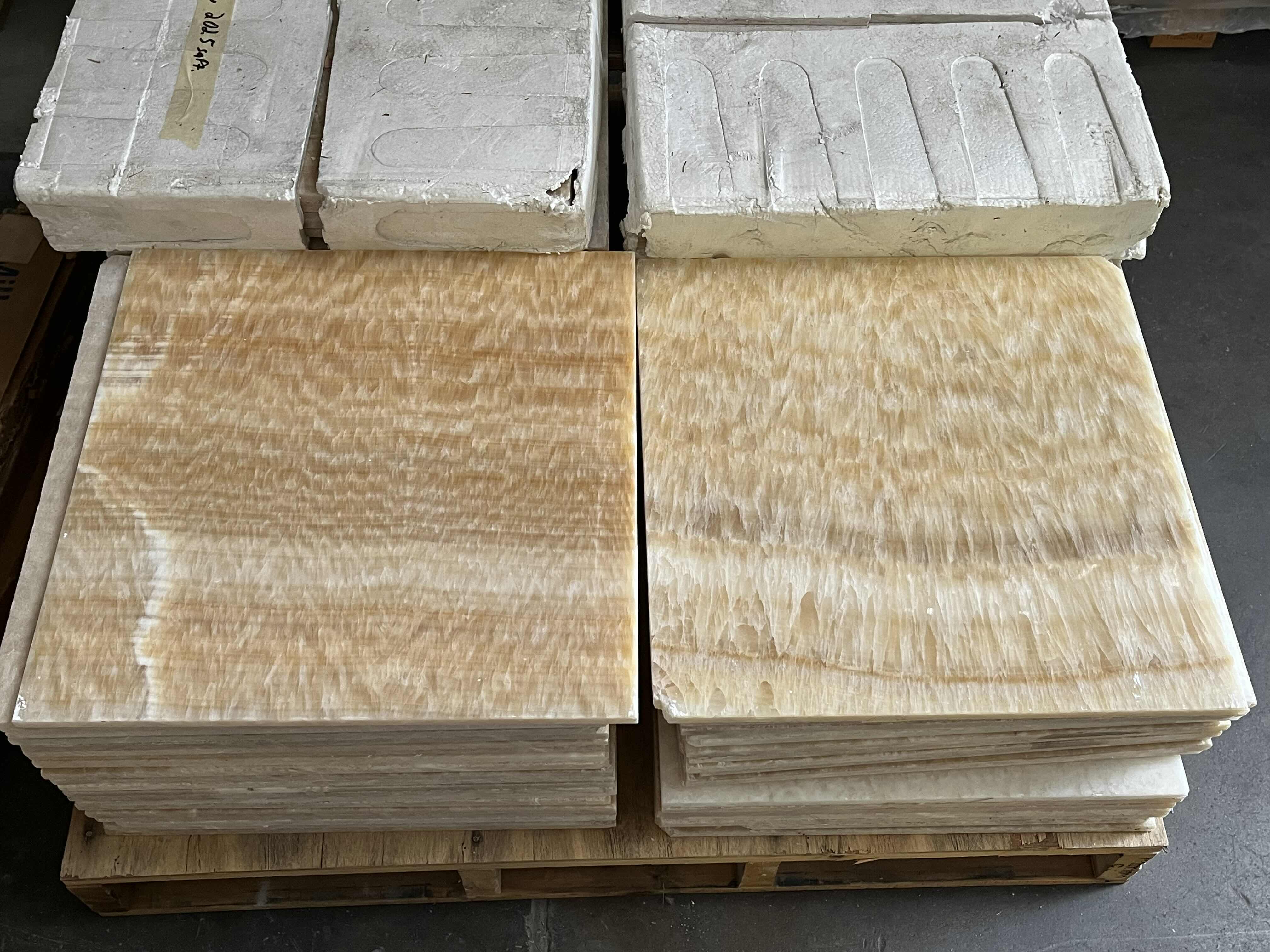 Photo 1 of HONEY ONYX FINISH POLISHED MARBLE TILE 18” X 18” (90PCS APPROX 202.5SQFT TOTAL) READ NOTES