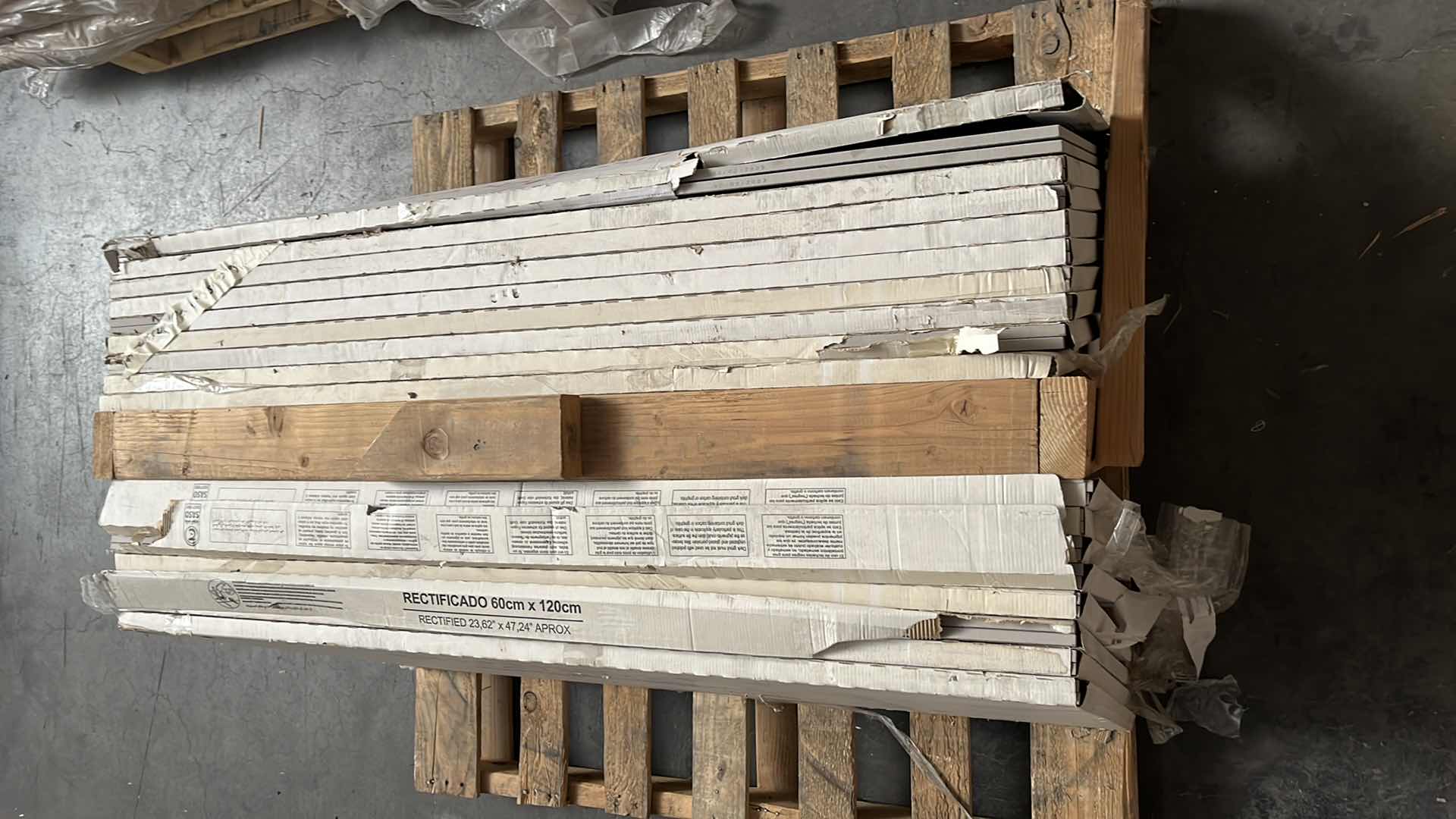 Photo 1 of PRISSMACER CERAMICA PRIS. FANTASY TOPO POLISHED PORCELAIN RECTIFIED TILE 47.24” X 23.62” (15.5SQFT PER CASE/17CASES APPROX 263.5SQFT TOTAL) READ NOTES