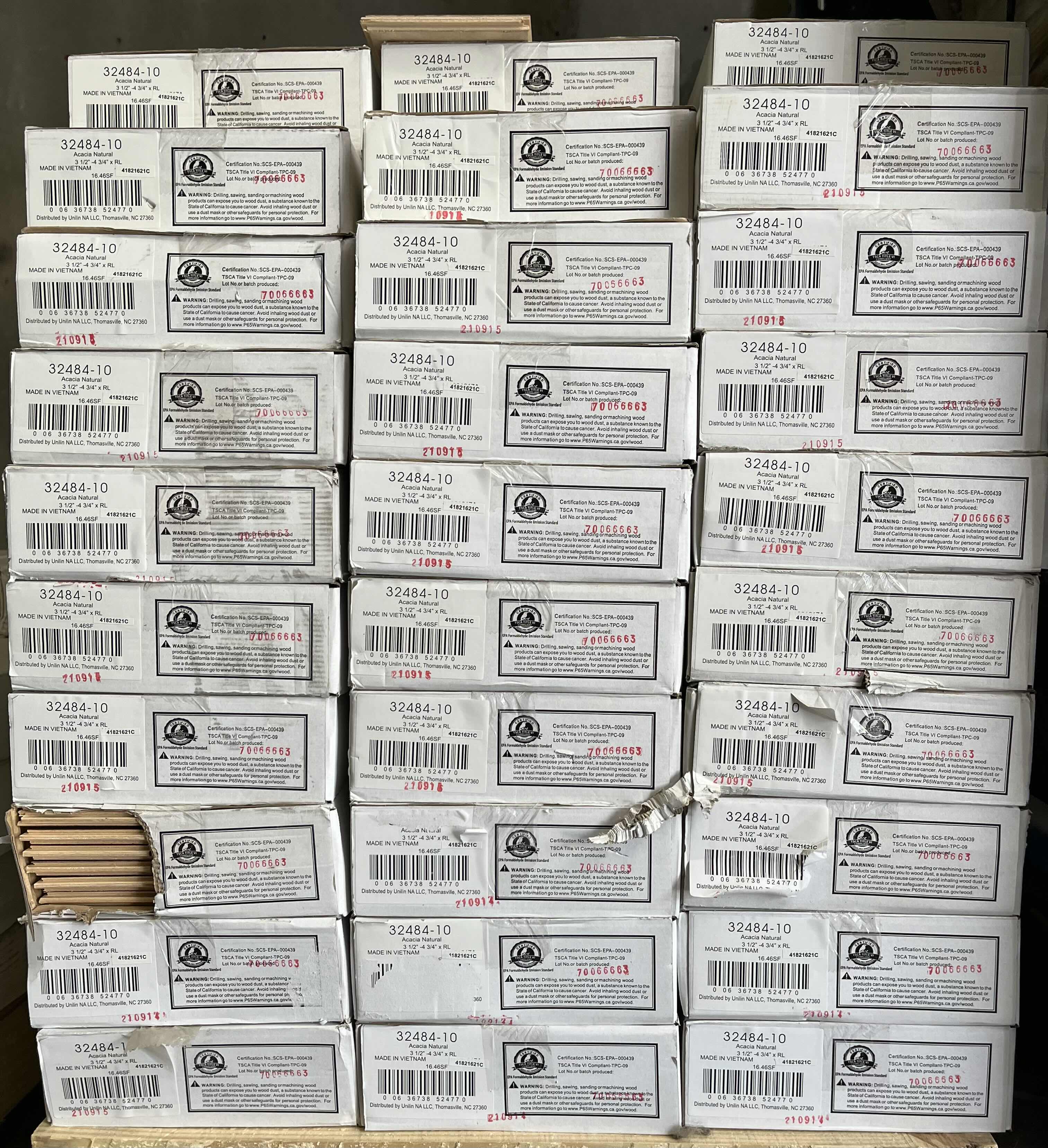 Photo 1 of MOHAWK ACACIA NATURAL WOOD FINISH GLUE DOWN HARDWOOD PLANK FLOORING 3.5”-4.75” X RANDOM LENGTH (16.46sqft PER CASE/30CASES APPROX 493.8sqft TOTAL)