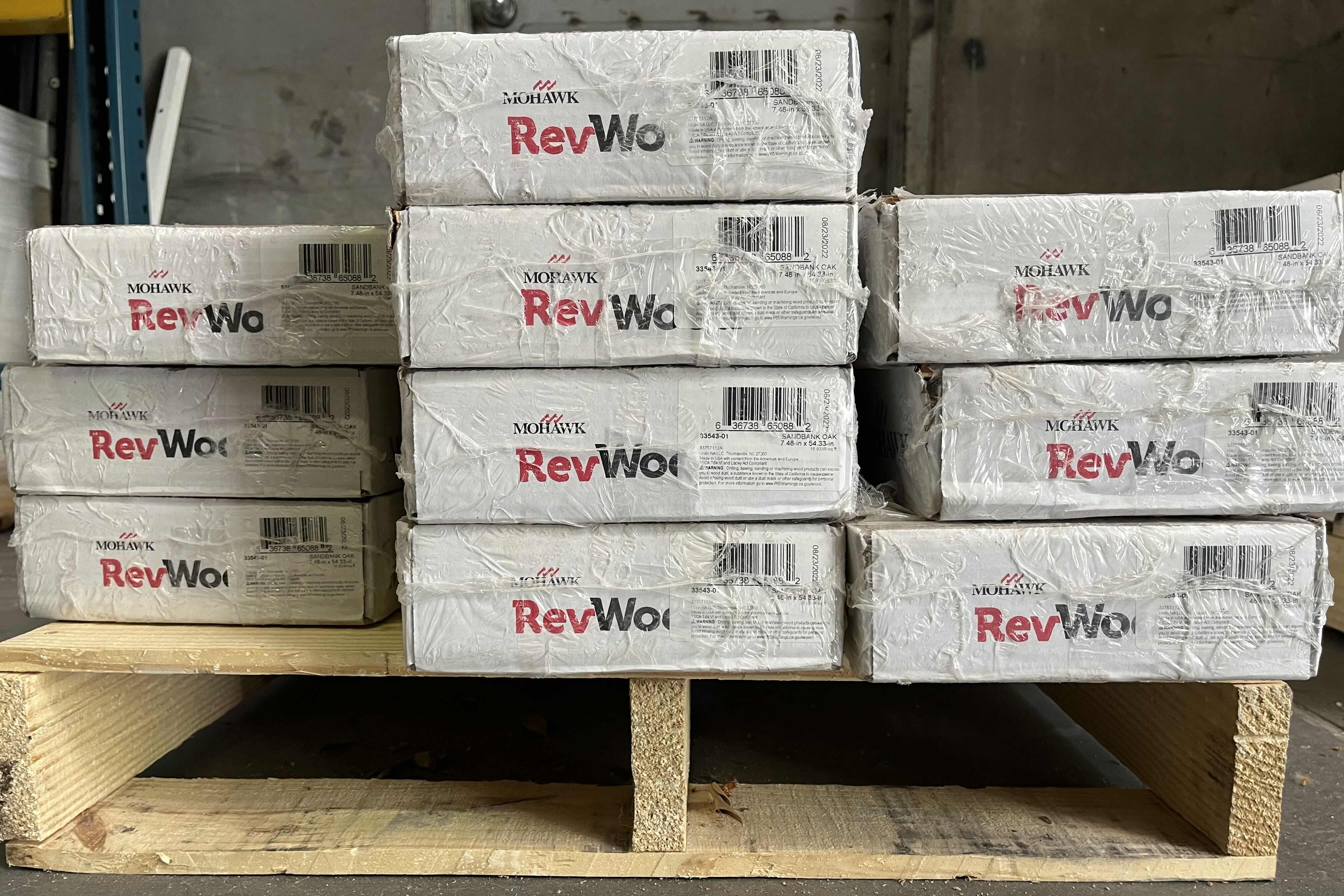 Photo 1 of MOHAWK REV WOOD PLUS SANDBANK OAK FINISH GLUE DOWN WOOD LAMINATE PLANK FLOORING 7.48” X 54.33” (16.93sqft PER CASE/10CASES APPROX 169.3sqft TOTAL)