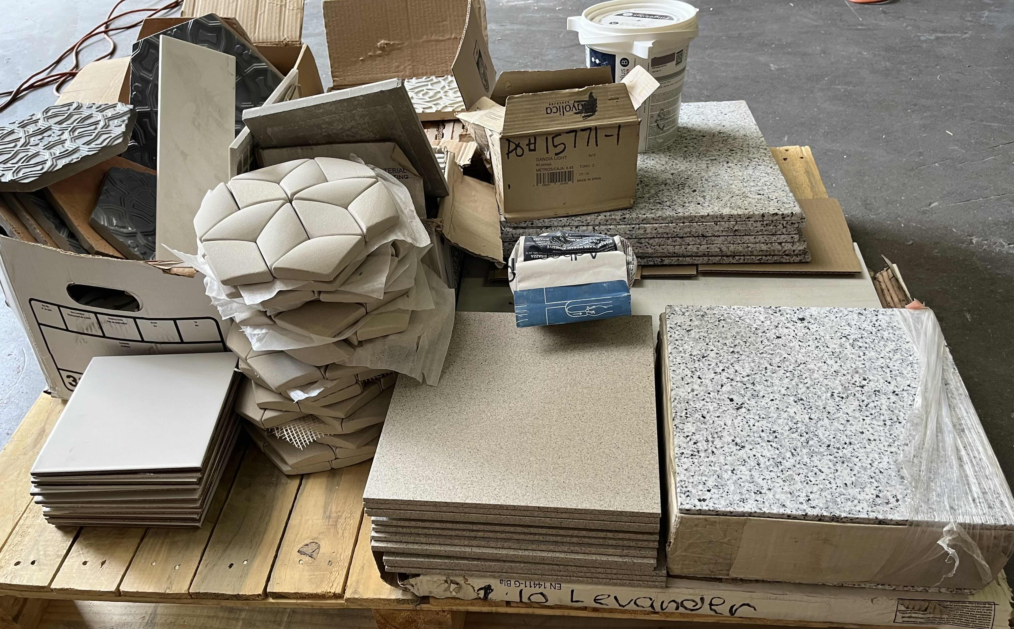 Photo 1 of MIXED TILE PALLET-FLOOR, WALL, MOSAIC, & RECTIFIED TILE- VARIOUS SIZES & STYLES (READ NOTES)