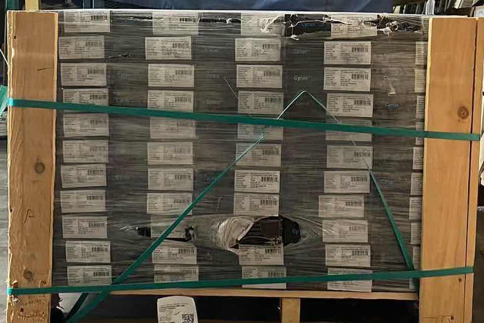 Photo 1 of MSI CYRUS SERIES WALNUT WAVES WOOD FINISH SNAP IN CLICK VINYL PLANK FLOORING 7.13” X 48” (23.769SQFT PER CASE/55CASES APPROX. 1307.29SQFT TOTAL) READ NOTES