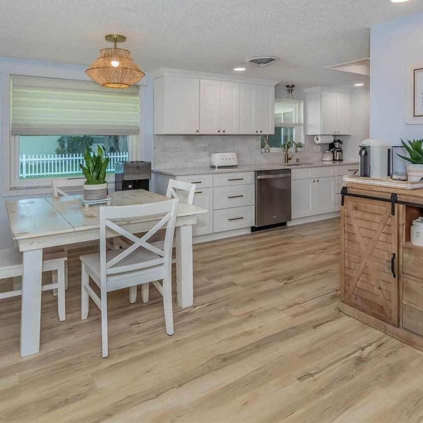 Photo 1 of MSI CYRUS SERIES AKADIA WOOD FINISH SNAP IN CLICK VINYL PLANK FLOORING 7.13” X 48.03” (23.77SQFT PER CASE/15CASES APPROX. 356.55SQFT TOTAL) READ NOTES