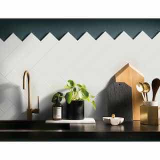 Photo 1 of EMSER CATCH ICE GLOSSY FINISH WALL TILE 4” X 16” (10.83SQFT PER CASE/45CASES APPROX. 487.35SQFT TOTAL) READ NOTES