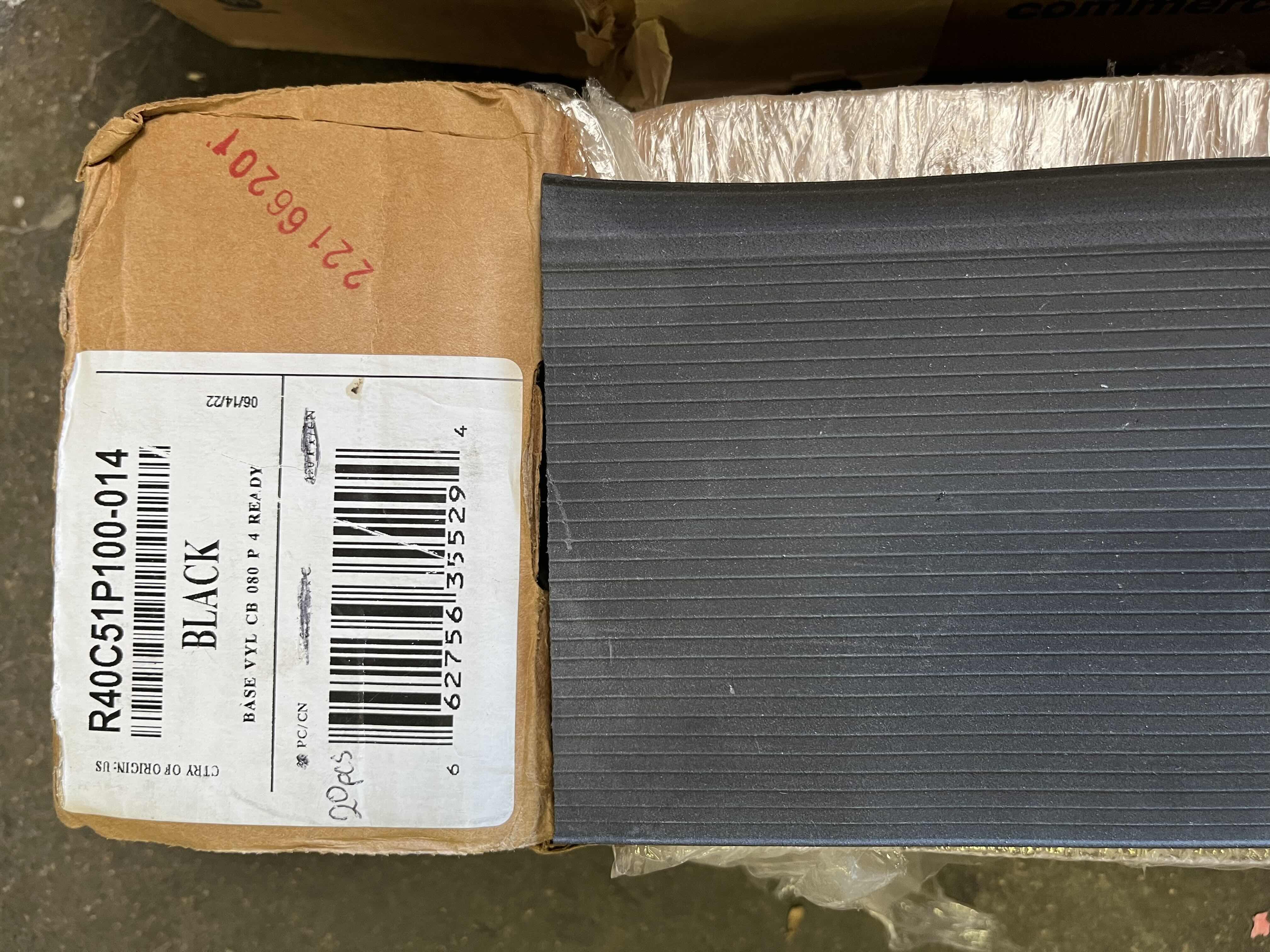 Photo 4 of TARKETT CLAY FINISH RUBBER WALL BASE 20PCS 4” X 48” & ROPPE CORP BLACK FINISH RUBBER WALL BASE 20PCS 4” X 48”