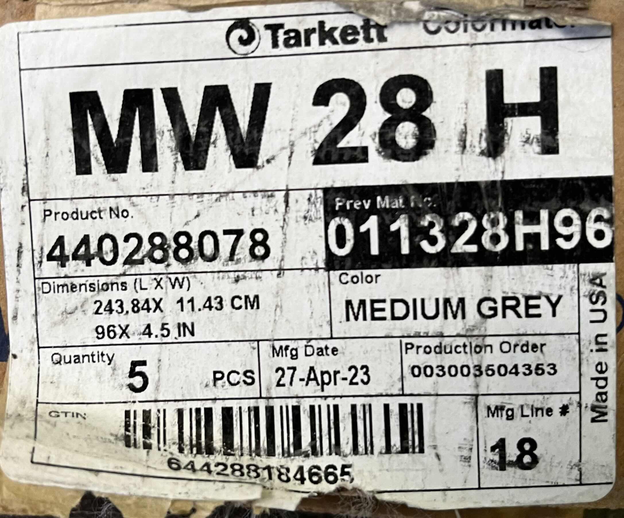 Photo 1 of TARKETT JOHNSONITE MEDIUM GREY FINISH RUBBER WALL BASE 3CASES/15PCS 4.5” X 96”