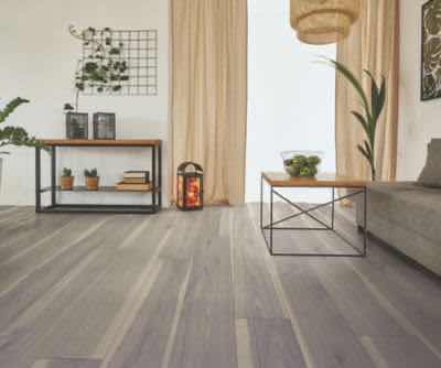Photo 1 of MOHAWK REV WOOD FUMED HICKORY WOOD FINISH SNAP IN CLICK WOOD LAMINATE PLANK FLOORING 7.48” X 54.33” (19.76SQFT PER CASE/4CASES APPROX. 79.04SQFT TOTAL) READ NOTES