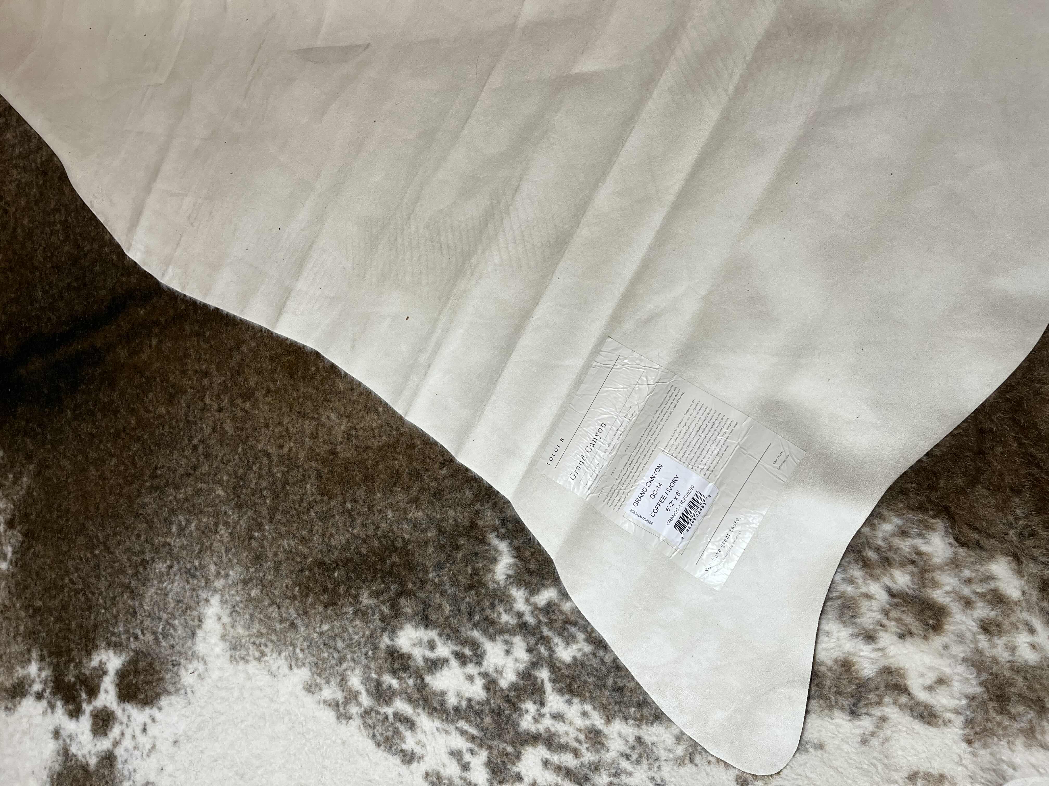 Photo 1 of LOLOI II GRAND CANYON GREY & IVORY FUR AREA RUG 6.2’ X 8'