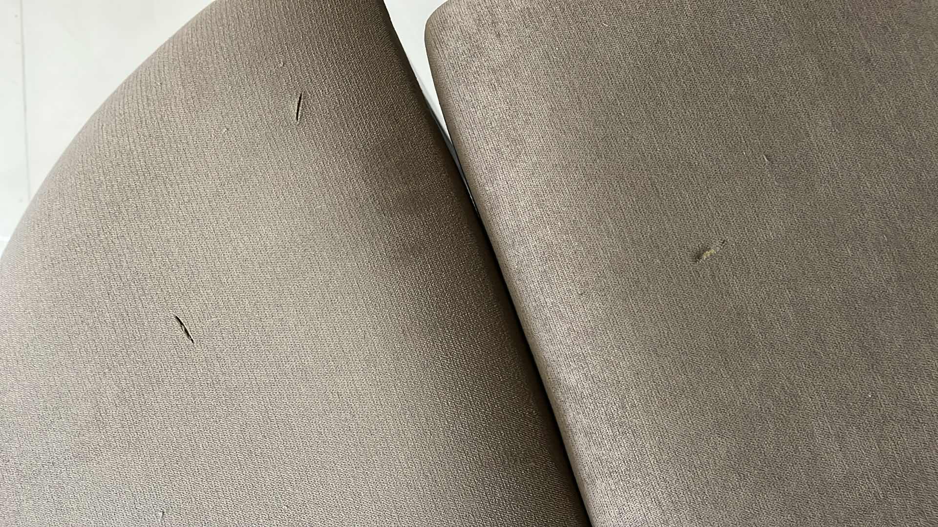 Photo 1 of JIAMEI MAHOGANY FINISH WOOD DINING TABLE & 4 STOOLS (READ NOTES)