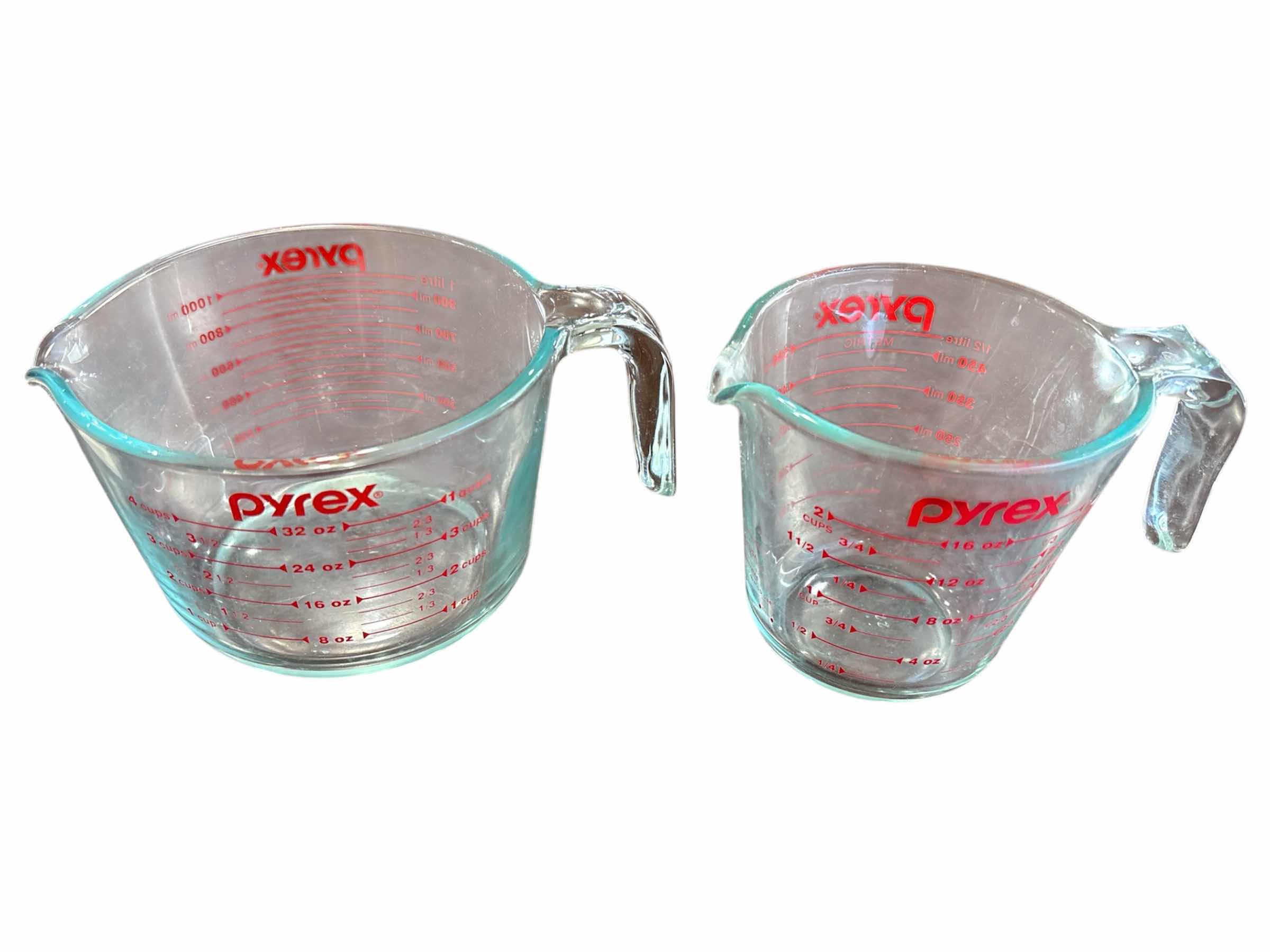 Photo 1 of PYREX GLASS MEASURING CUPS (2 CUP/4 CUP) & ANCHOR HOCKING CLEAR GLASS PREP BOWL SET OF 4 (1 CUP)
