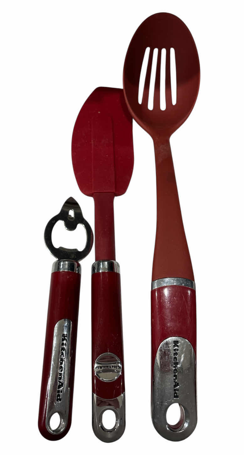 Photo 1 of 15 PCS RED KITCHEN UTENSILS (PEDRINI, CUISINART, KITCHEN AID & FARBERWARE)